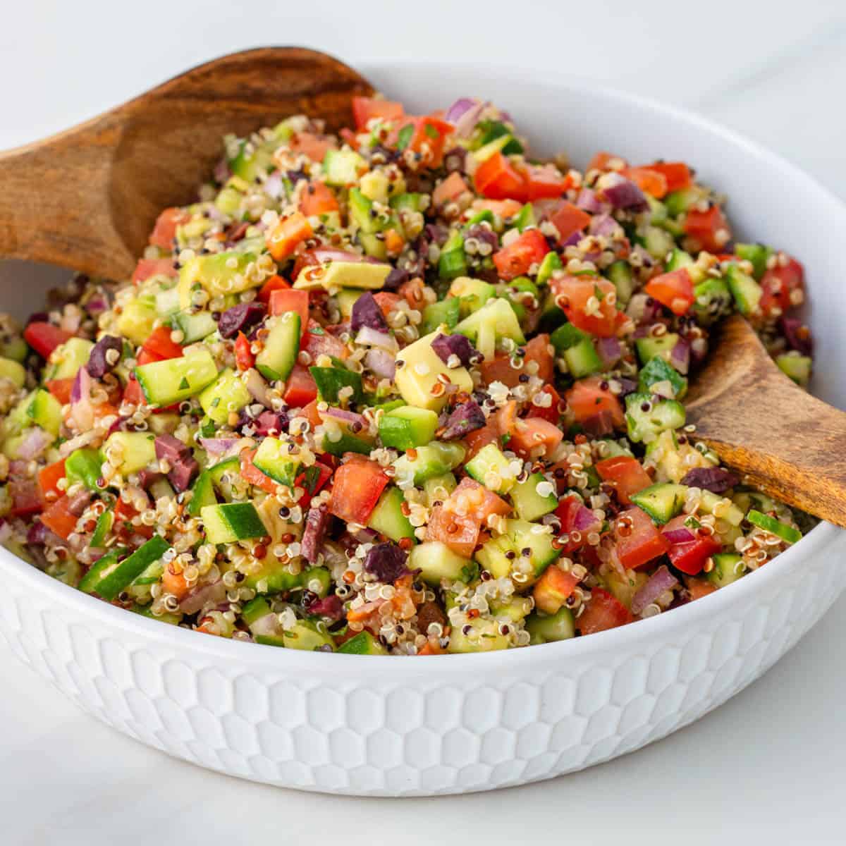 Zesty Quinoa Salad with Citrus Blush Mead Dressing